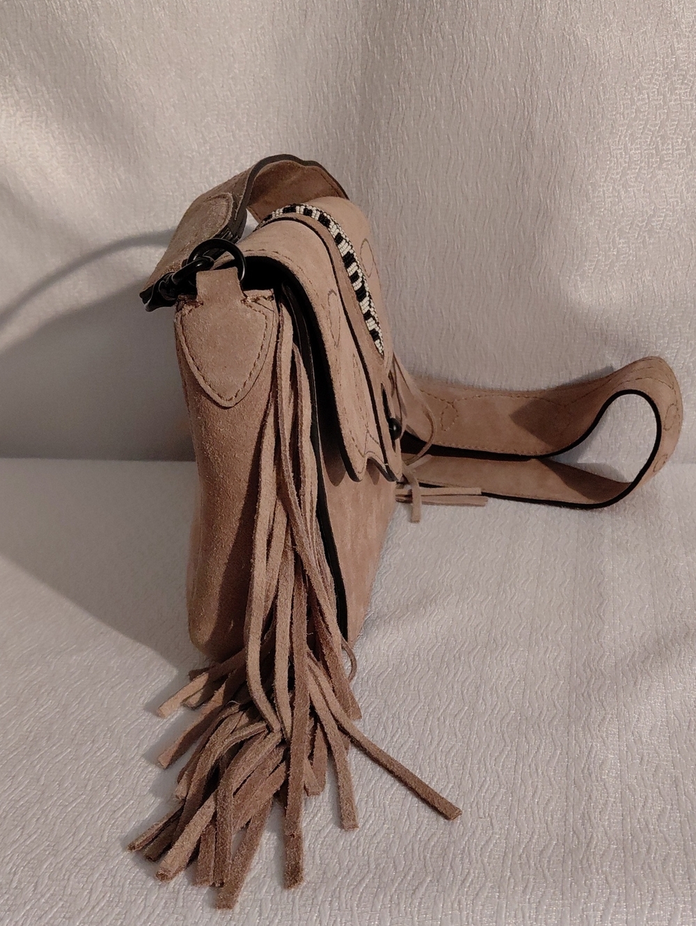 Rebecca Minnecoff Tan Suede Crossbody Bag Wide Strap. NWT - Picture 6 of 9